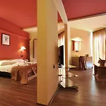 Отель Fontana Бузет