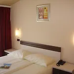 Fontana Hotel 3*