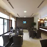 Отель Fontana Бузет