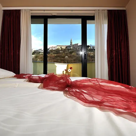 Hotel Fontana Buzet