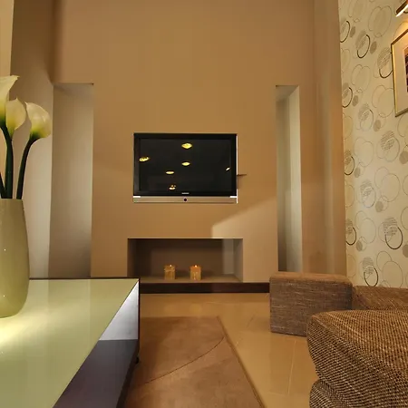 Fontana Hotel 3*