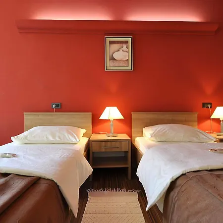 Hotel Fontana 3*